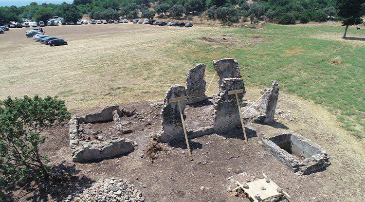 Patara Telsiz Telgraf Istasyonu Yapılarından Biri Restore Edilmeden Önce