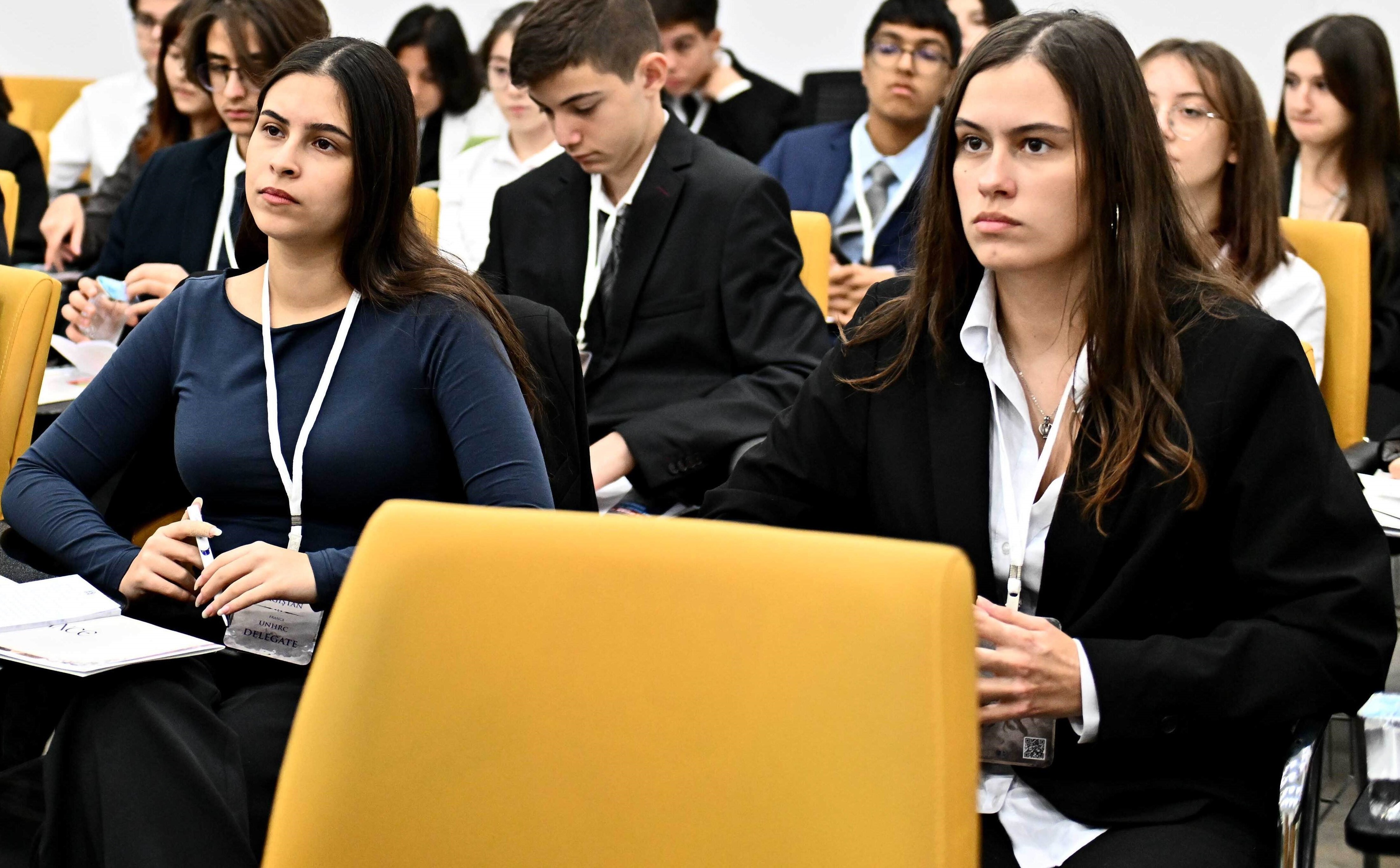 G E N C D E L E G E L E R A S S I M D E B A S I N O Z G