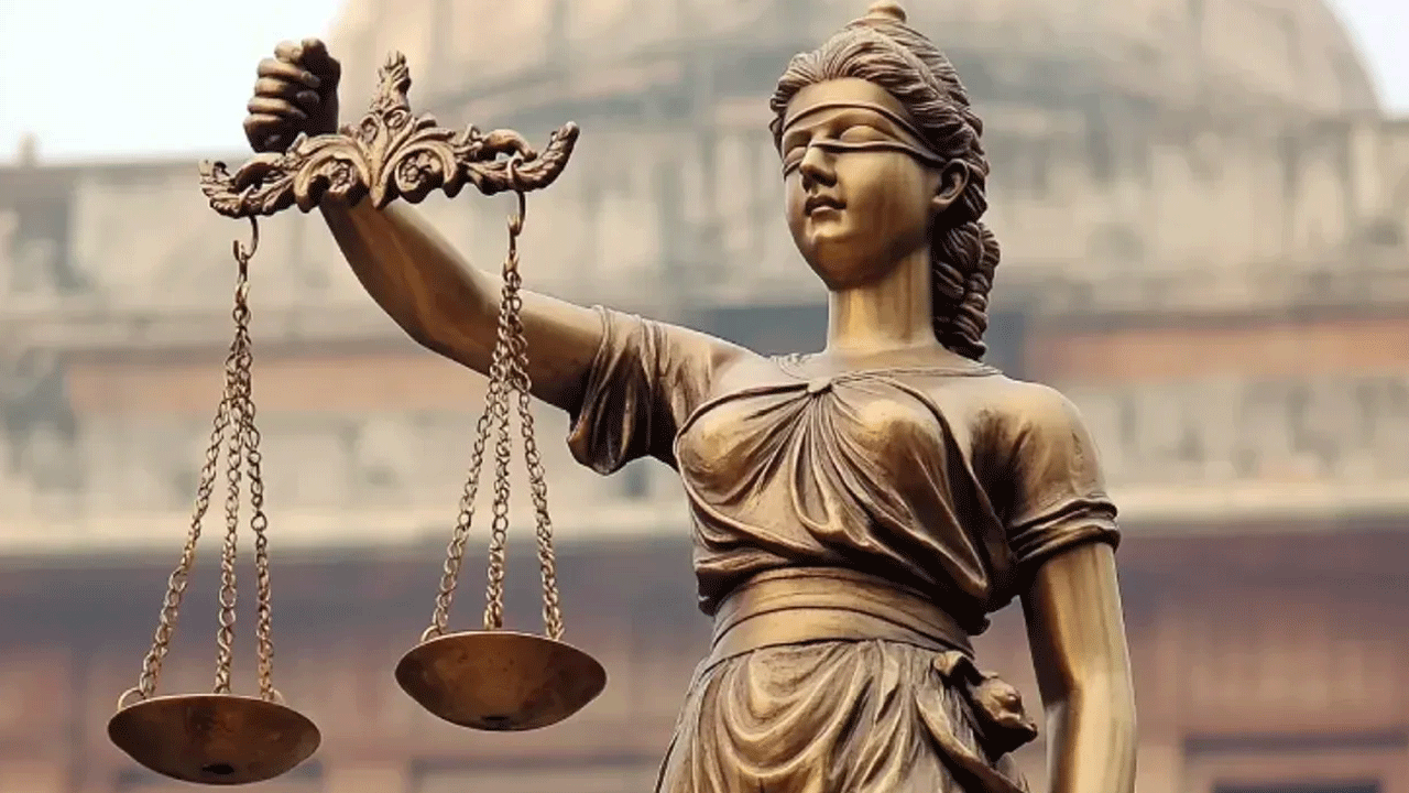 Akın Gürlek'in sözlerine barolardan tepki