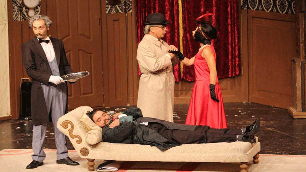 Sahnede kahkaha fırtınası