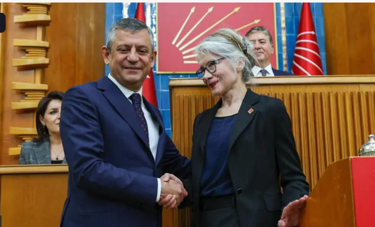 Emine Ülker Tarhan CHP’ye niye döndü?