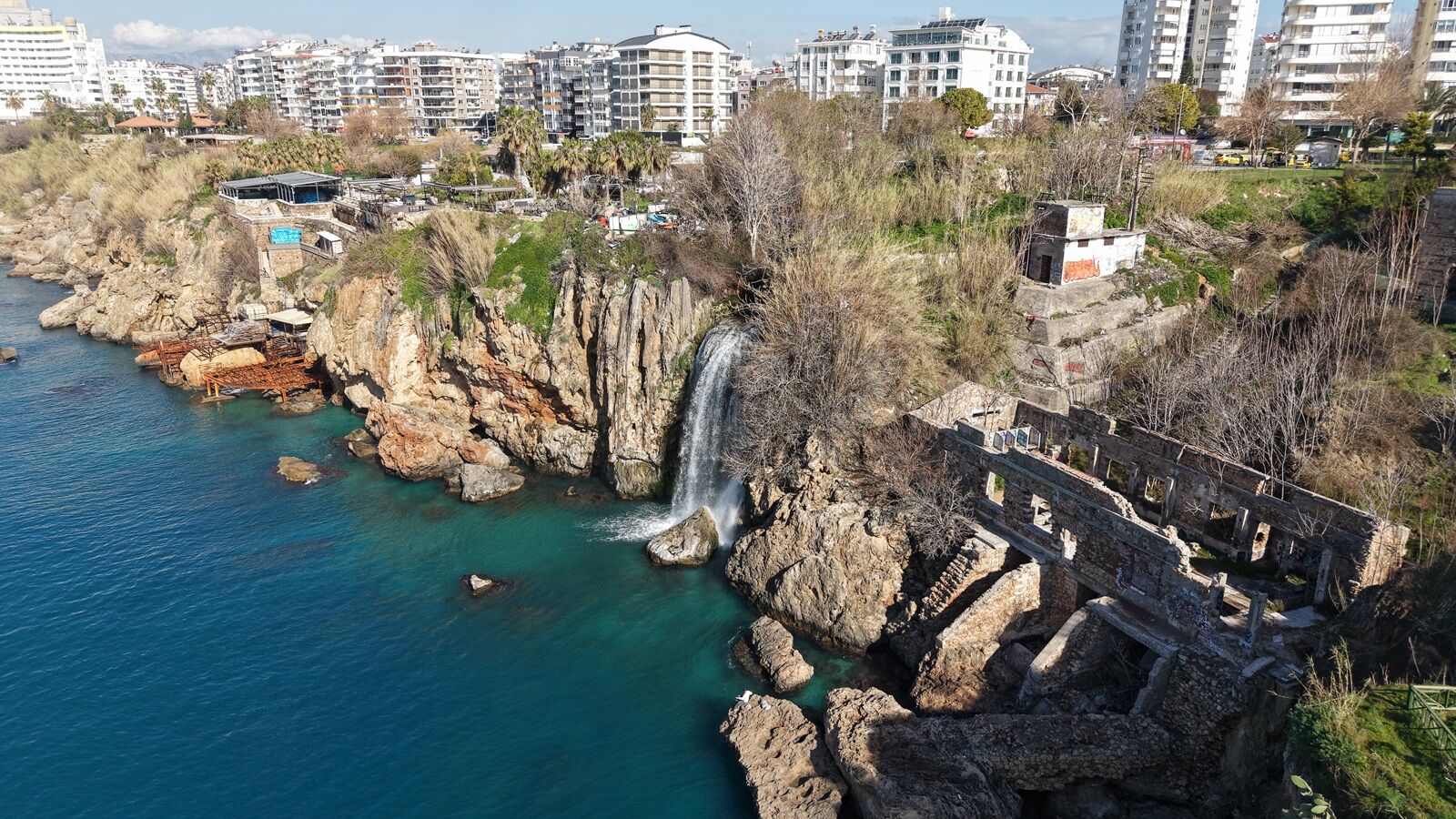 F A L E Z L E R D E 26 N O K T A D A K A C A K Y A P I T E S P I T 1193771 354872