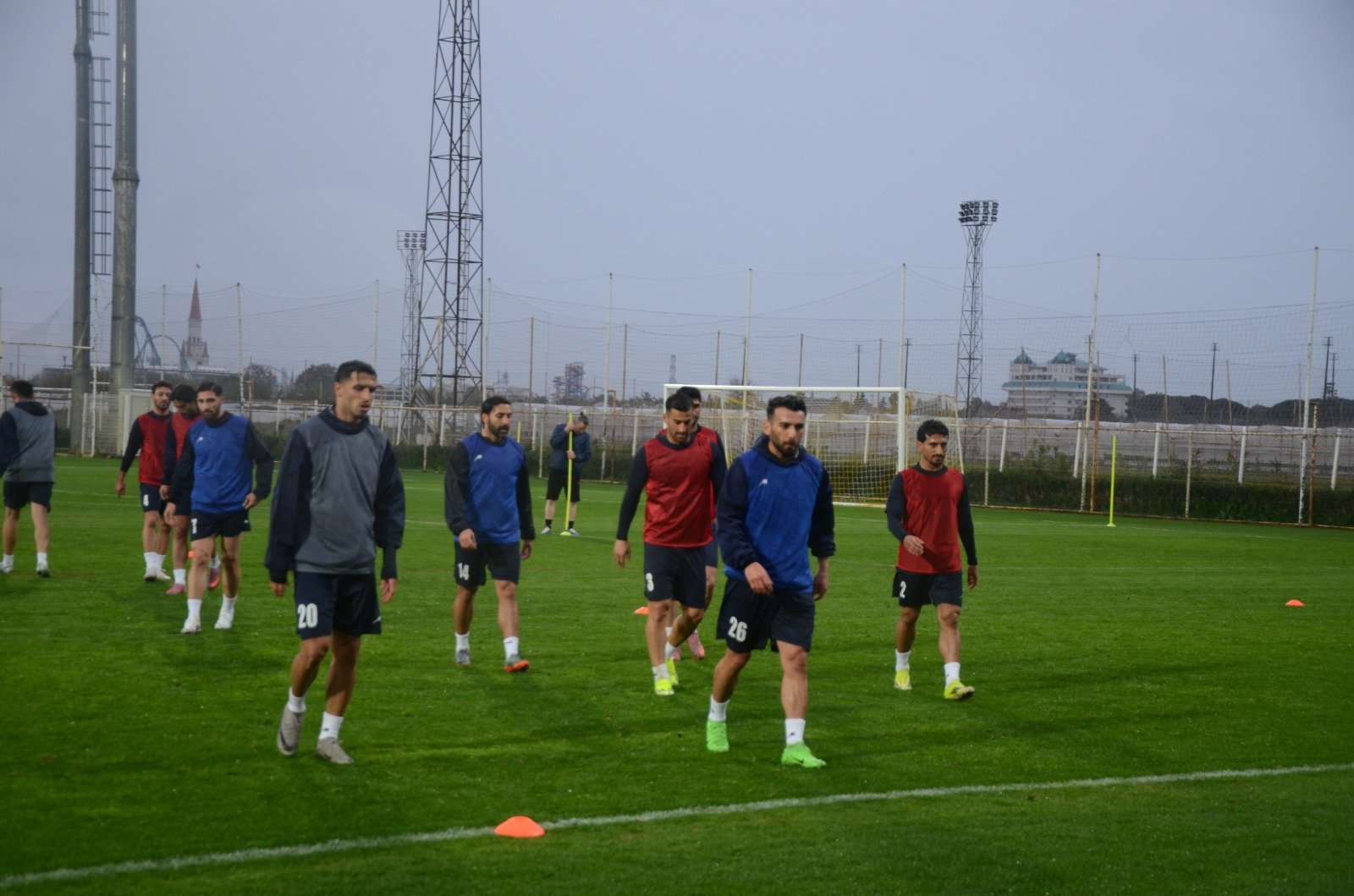 Savaş gölgesinde İran takımı Antalya’da