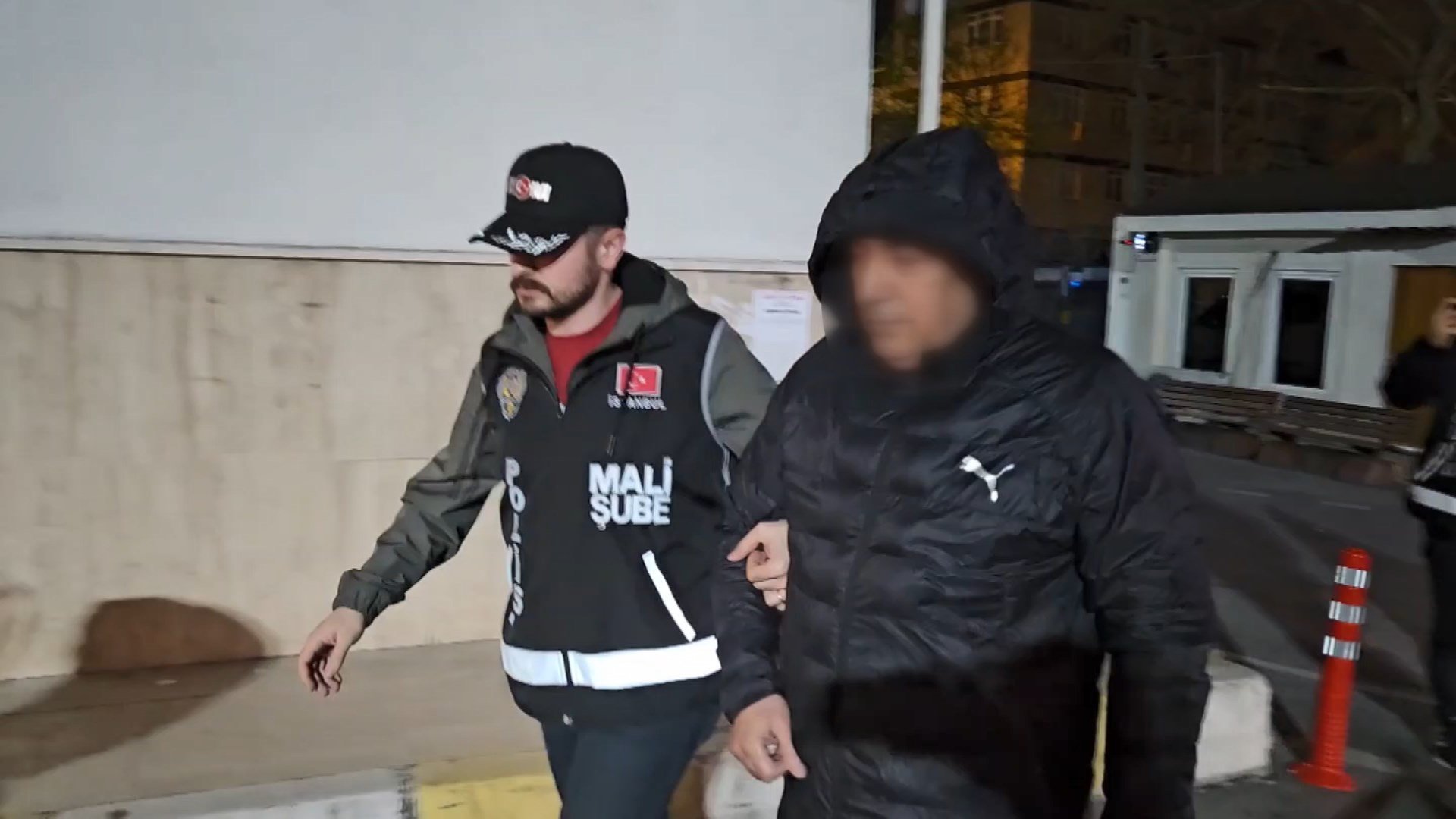 A T A S E H I R B E L E D I Y E S I N E O P E R A S Y O N B A S K A N 1265672 376777