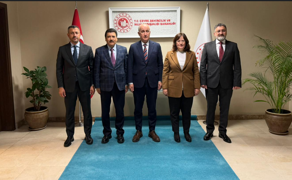 Ak Parti ve CHP Serik için Ankara'da