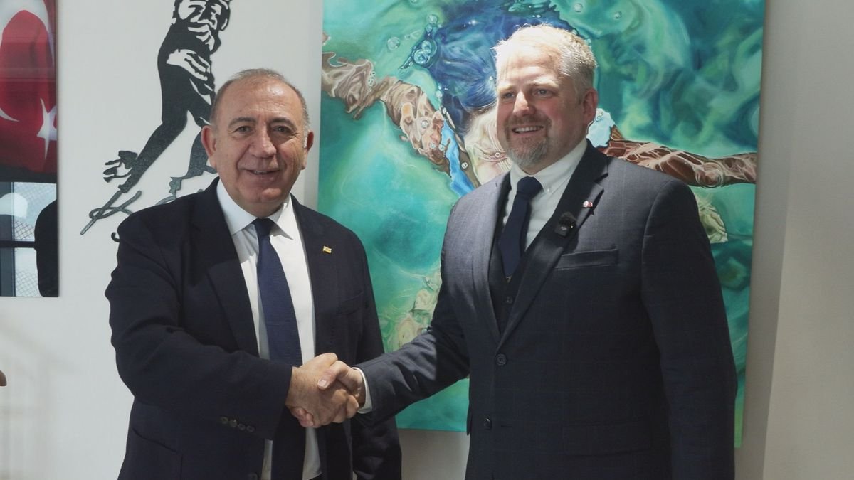 Gursel Tekin Ile Bir Araya Gelen Liberland 4 19761828 Amp