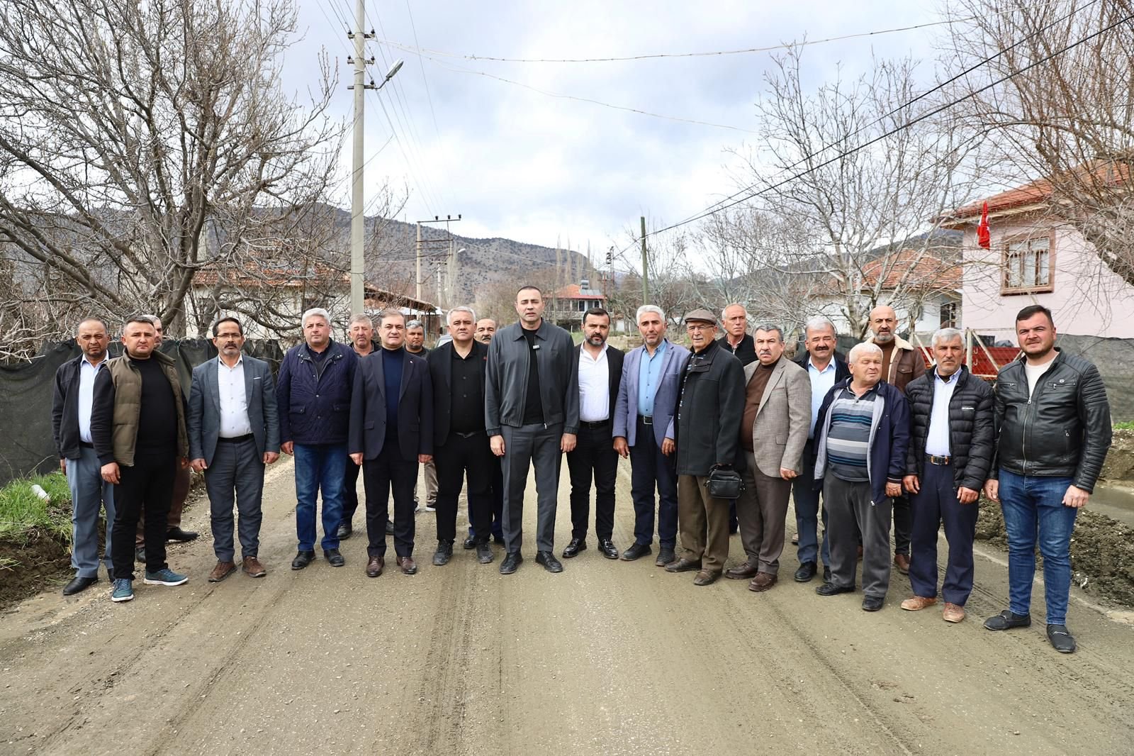 Elmalı–Seki yolu için çağrı: “Artık çözüm bekliyor”