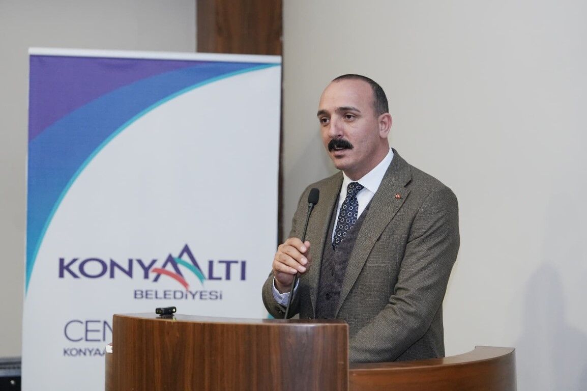 Konyaalti’nda Gençler Medeni̇ Kanun’u Konuştu (6)