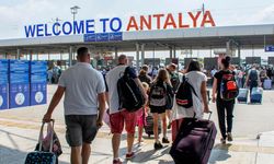 Antalya'da turist patlaması: Hava yoluyla gelen turist sayısı 16 milyonu aştı!