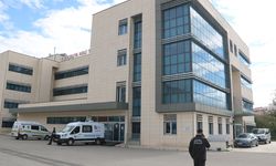 Antalya’da korkunç cinayet: 3 çocuk annesi kadını 17 yerinden bıçaklayarak öldürdü