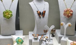 Mücevher Antalya’da parladı