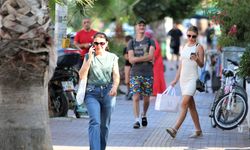 Turistler, Türkiye'de perakende alışverişi tercih ediyor