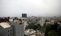 Antalya toza teslim: Kentin üstünü kapladı, görüş mesafesi düştü