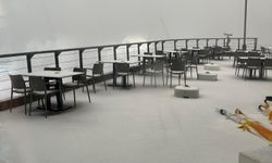 Buralara yaz günü kar yağıyor