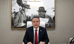 Başkan Muhittin Böcek’ten Antalyalılara mektup