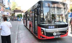 Antalya’da toplu taşımada “300 otobüs” tartışması büyüyor