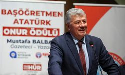 Mustafa Balbay’a 17. Başöğretmen Atatürk Onur Ödülü