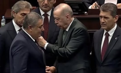 İsa Yıldırım  ceketine 5. parti rozetini taktı