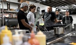 Muratpaşa'da 50 işletmeye Gold Town hijyen bilgilendirmesi yapıldı