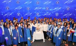Akdeniz Üniversitesi'nde 111 akademisyen cübbe giydi