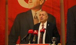 Özdağ Antalya'dan mesaj verdi: Bir şeylerin gizlendiğini görüyoruz