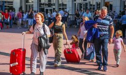 Yılbaşı tatilinde  750 bin kişi yollarda