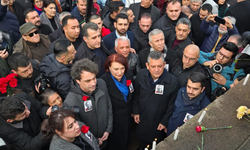 Uğur Mumcu katledildiği yerde türkülerle anıldı