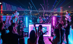 Sosyal medyada yeni trend: Teknelerde ‘boşanma partileri’