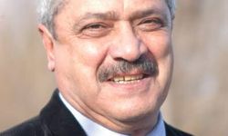 Tarihçi-yazar Giray Ercenk balkondan düşerek ağır yaralandı