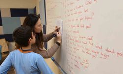 Kepez'de her yaşa ücretsiz yabancı dil eğitimi