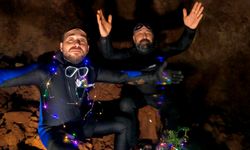 2026'ya mağaradan dalarak girdiler