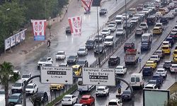 Antalya’da araç sayısı nüfusla yarışıyor