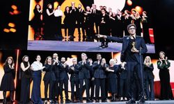 “Sarı Zarflar” Filmi Altın Ayı Kazandı