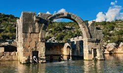 Prof. Dr. Nevzat Çevik’in Demre’ye ‘Arkeopark’ hedefi