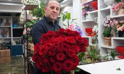 Sevgililer Günü enflasyonu çiçeği vurdu: Tek dal gül 200 TL’den başlıyor
