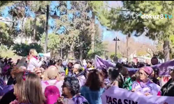 Antalya’da saç örgüsü görselli pankarta izin verilmedi, yürüyüş gecikti