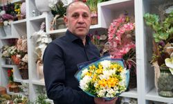 8 Mart’ta çiçeklerin yıldızı frezya oldu