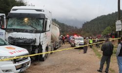 Beton mikseri ile minibüs çarpıştı: 7 tarım işçisi hayatını kaybetti