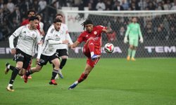Beşiktaş’tan gollü galibiyet: Antalyaspor’u 4-2 mağlup etti
