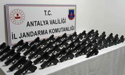 Antalya'da çok sayıda ruhsatsız silah ele geçirildi