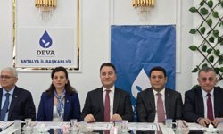 “Muhafazakar iktidar kumarı serbest, çiftçiyi yalnız bıraktı”