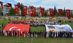 Gençlik ve Spor Bayramı'nı coşkuyla kutladılar