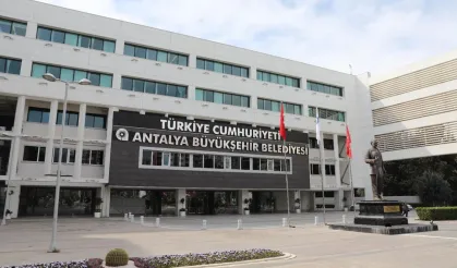 Büyükşehir'deki rüşvet operasyonunda 2 tutuklama