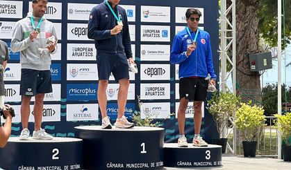 Antalyaspor’un Milli Yüzücüsü Berk Avrupa üçüncüsü