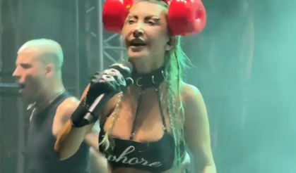 Hande Yener Antalya'dan seslendi "Sana kırmızı çok yakışıyor" dedi