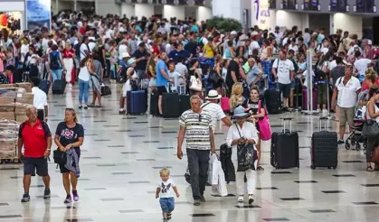 AKTOB: “Antalya bu yıl 17 milyon turisti aşacak”