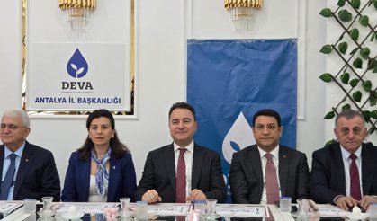 “Muhafazakar iktidar kumarı serbest, çiftçiyi yalnız bıraktı”