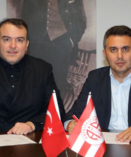 Antalyaspor’un Yüzme Havuzun Üzeri Kapanıyor