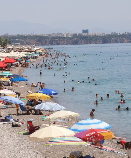 Dışarısı 43 deniz 31 derece, serinle serinleyebilirsen!