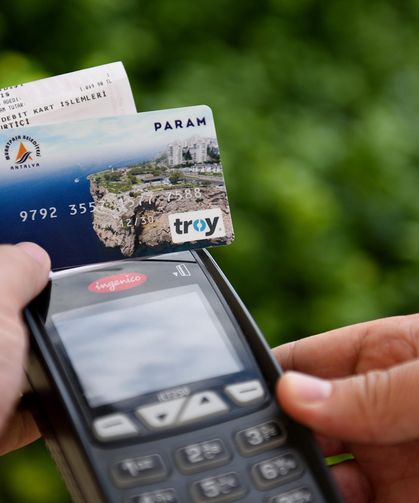 Çevreci Komşu Kart’la 9 yılda 204 bin ağaç kurtarıldı